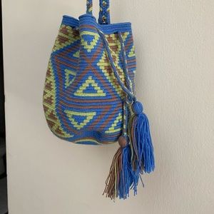 Small bucket bag purse